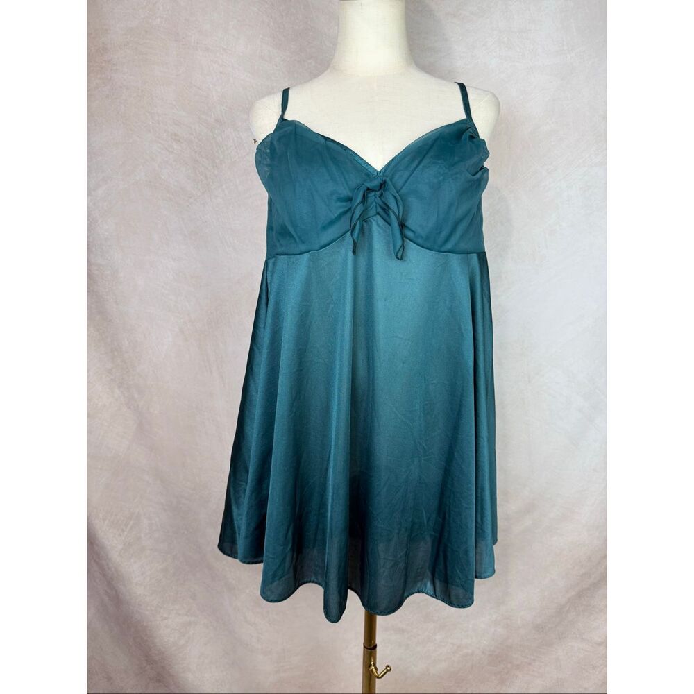 Vintage Vassarette 100% Nylon Size Large Slip Nightgown Baby Doll Lingerie
